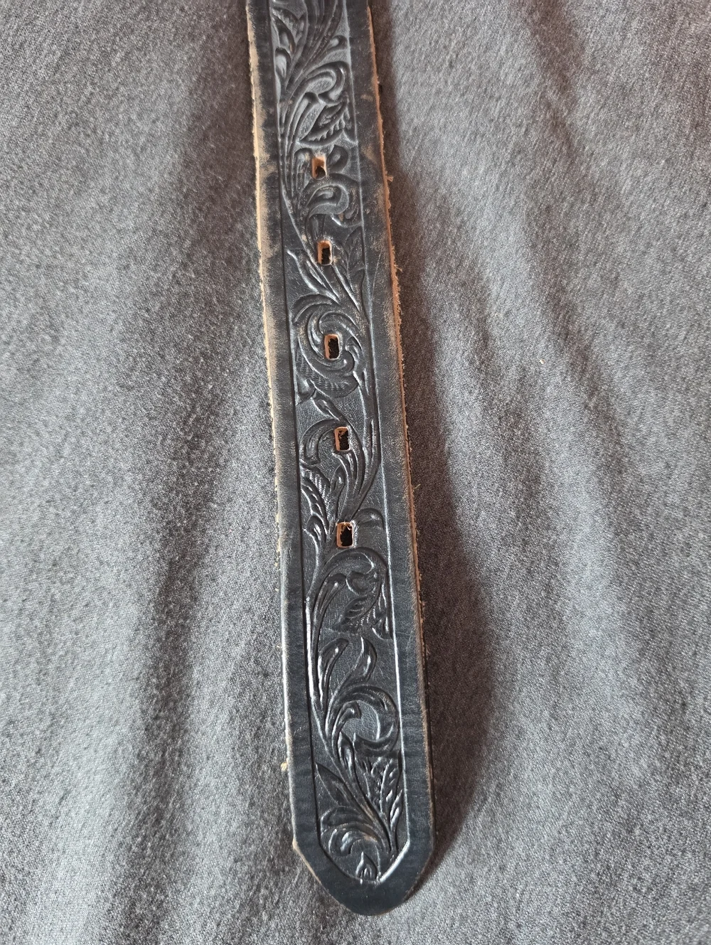 Cowgirl Black Belt With Silver Filigree Buckle And Tooled Leather - Picture 6 of 6